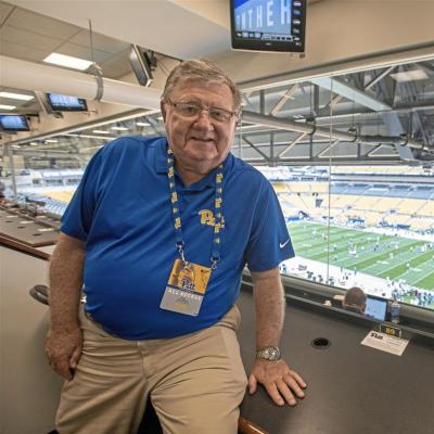 Bill Hillgrove cover